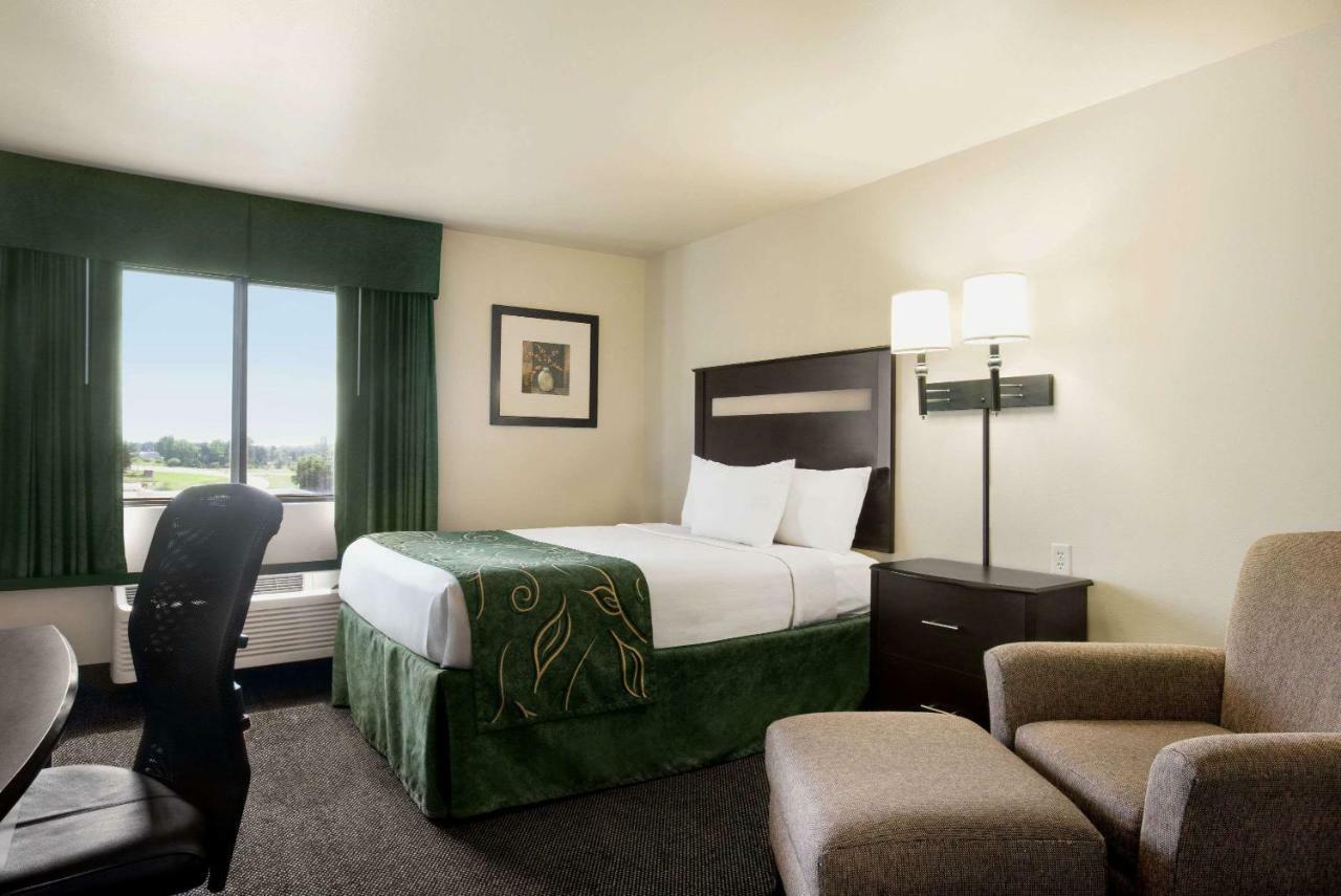 Hotel Baymont By Wyndham Glenwood Exterior foto